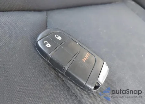 2018 Jeep Compass Sport Fwd из США, поврежденный, VIN 3C4NJCAB6JT368742